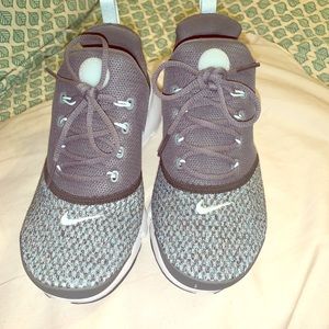 Women’s Nike Sneakers